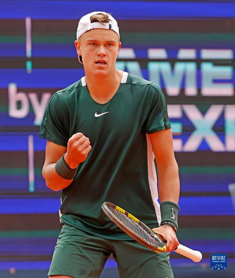 输出时做出 输出时做出